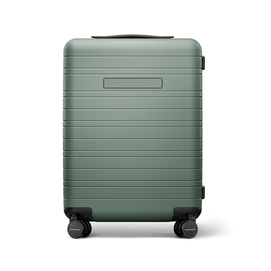 Koffer Essential Marine Green Vorderseite - Hartschale Polycarbonat Leicht Robust - Horizn Studios
