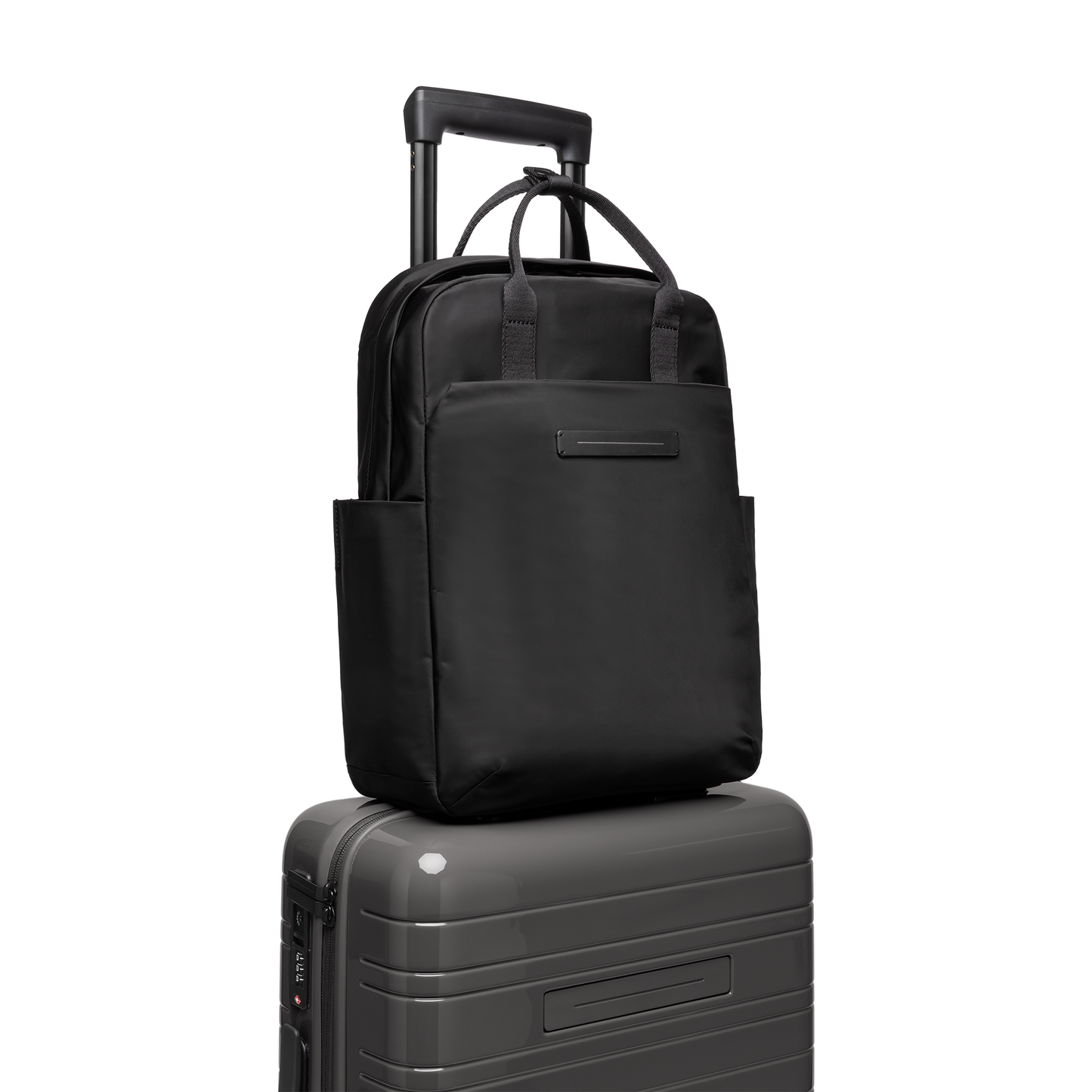 Aoyama Totepack M / Black / rPET lining / Size M