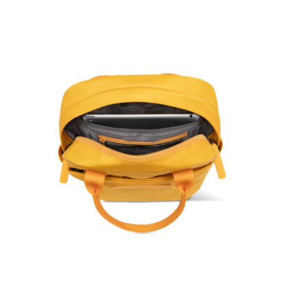 Aoyama Rucksack Small Bright Amber Main Compartement - Wasserabweisend Vegan Ergonomisch - Horizn Studios