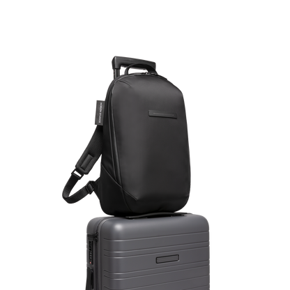 Gion Rucksack Light Trolley Seitenansicht - Wasserabweisend Vegan Ergonomisch - Horizn Studios