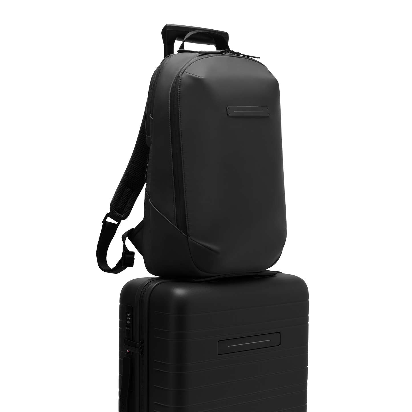 Gion Backpack Pro / All Black / Recycled Nylon / Size M
