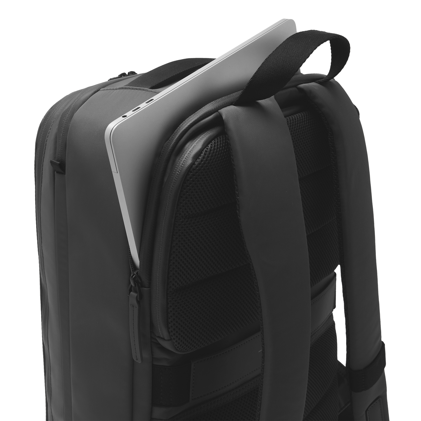 Gion Backpack Travel / All Black / Recycled Nylon