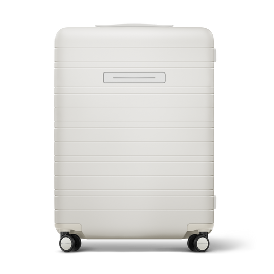 H6 / All White / Vegan Multi Shell / Check-In Size M / Essential