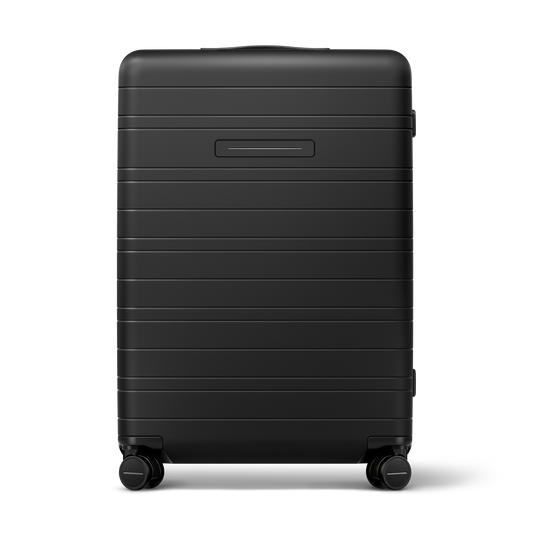 H7 / All Black / High-Performance Hard Shell / Check-in Size L / Essential