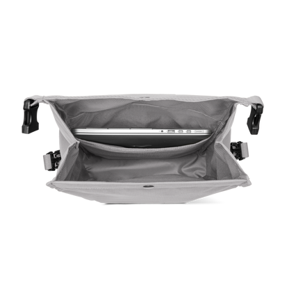 Shibuya Rolltop Rucksack Rucksack Light Quartz Grau Detail Laptop - Wasserabweisend Vegan Ergonomisch - Horizn Studios