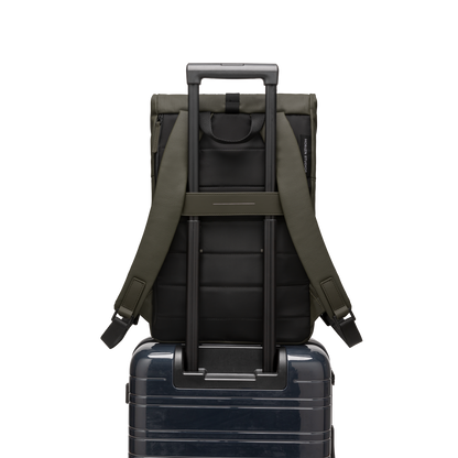 Sofo Rolltop Rucksack Rucksack Rucksack Grün Trolley Rückseite - Wasserabweisend Vegan Ergonomisch - Horizn Studios