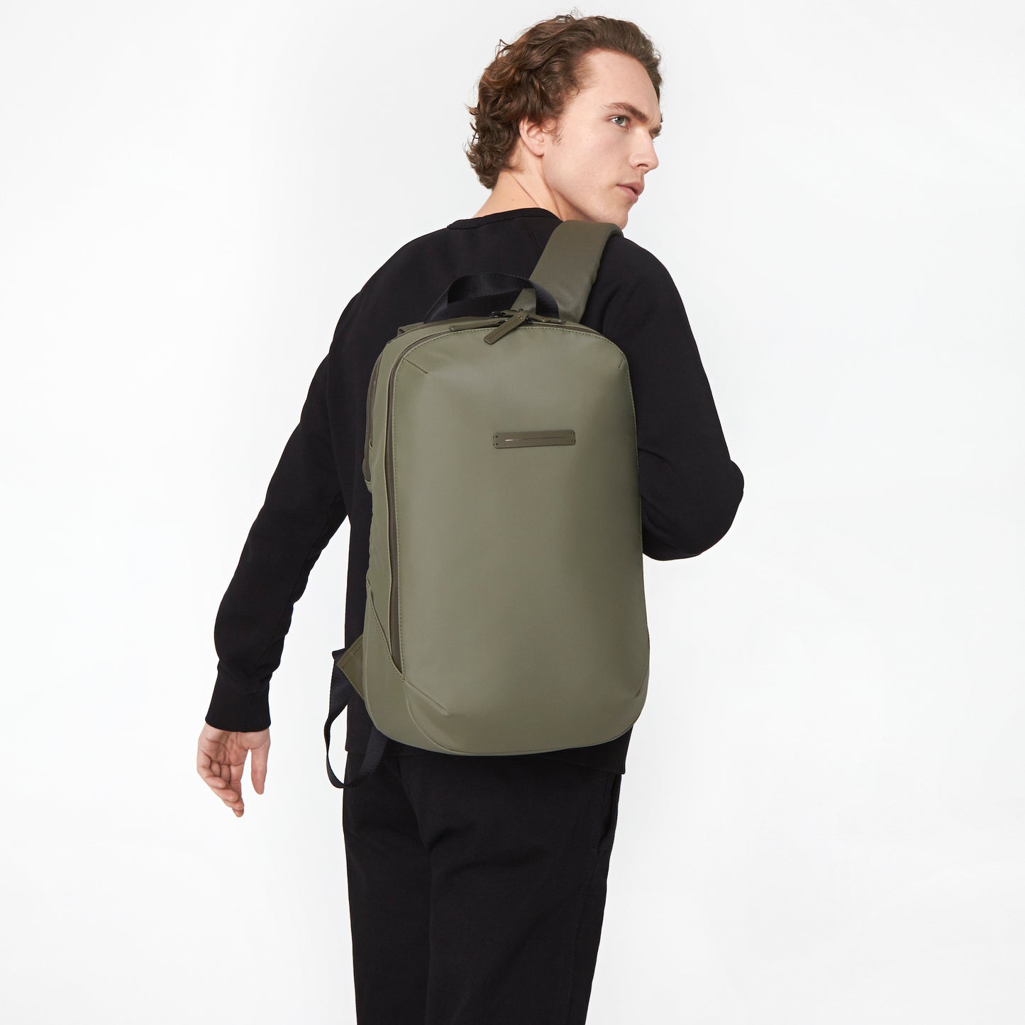 Gion Backpack Pro / Size M / Dark Olive / Tarpaulin 10